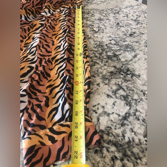 Selene of Paris 100% Silk Long Sleeve Blouse Top Tiger Stripe Plus Sz 3x NWOT - Picture 9 of 12